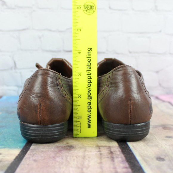 BORN Wingtip Tassel Kiltie Loafers Size 7 / 38 - Picture 7 of 9